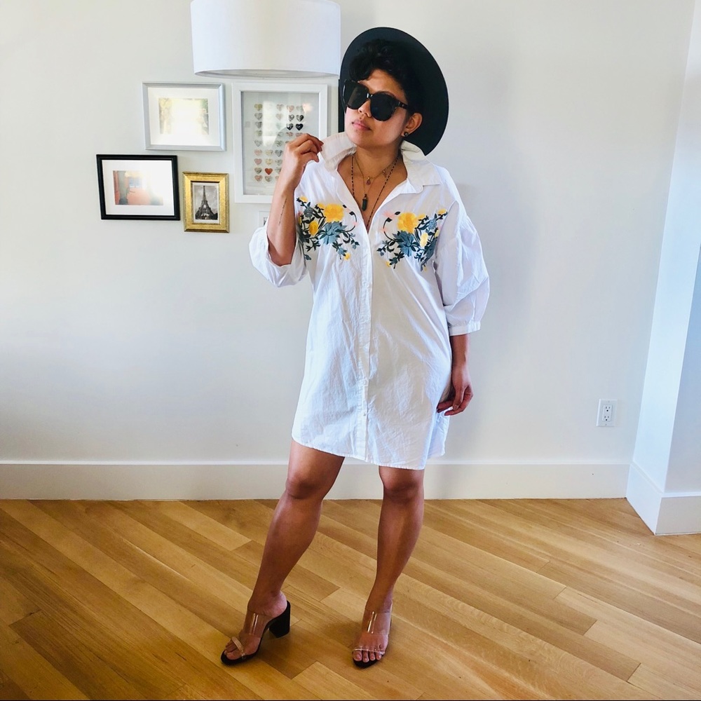 White Button Down Shirt Dress w Floral Embroidery - Picture 2 of 6